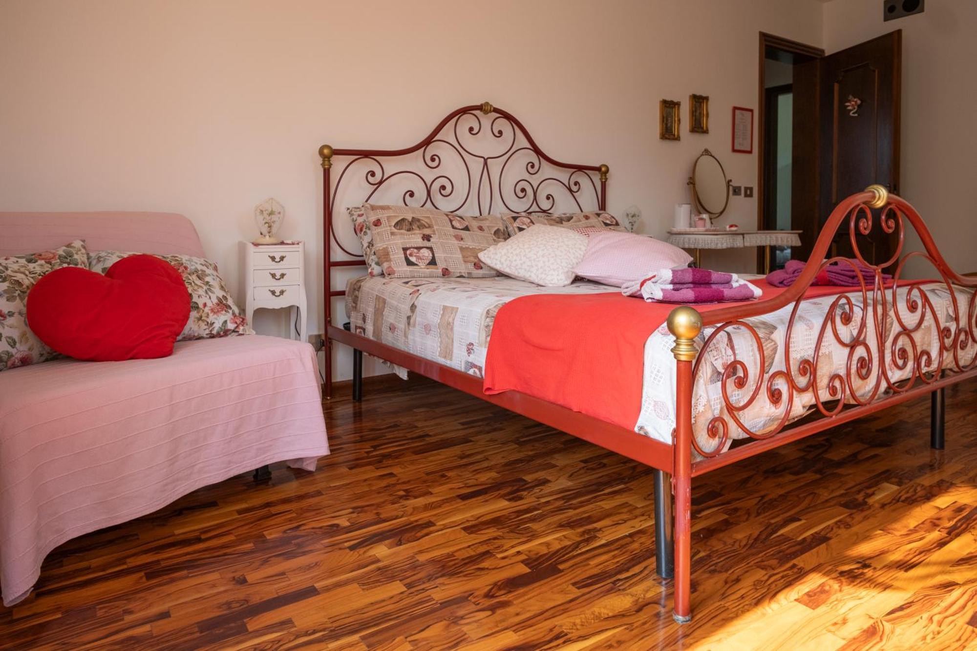 La Vie En Rose Bed & Breakfast Buia Exterior photo
